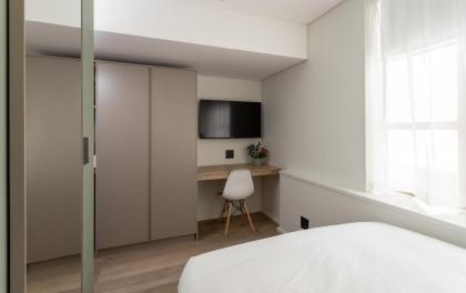 Habitat Aparthotel by Totalstay - image 17